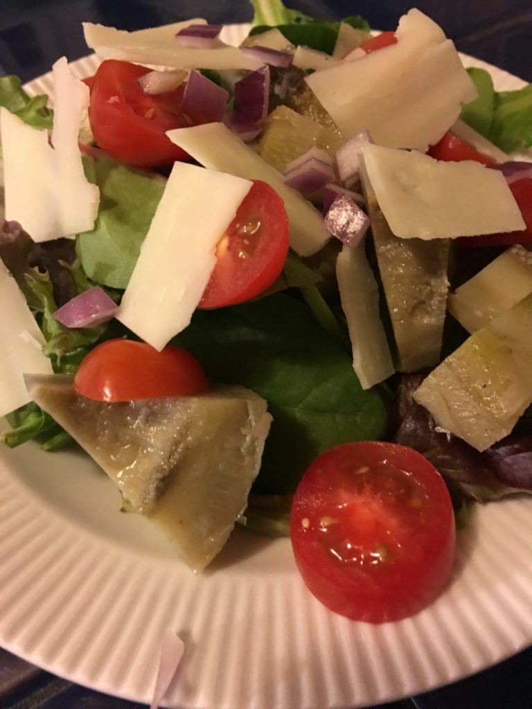 Artichoke and tomato salad