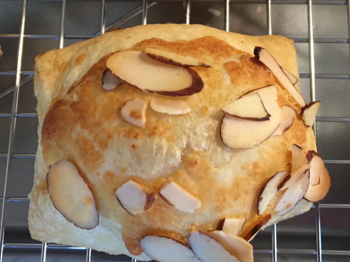 Pain aux Amandes