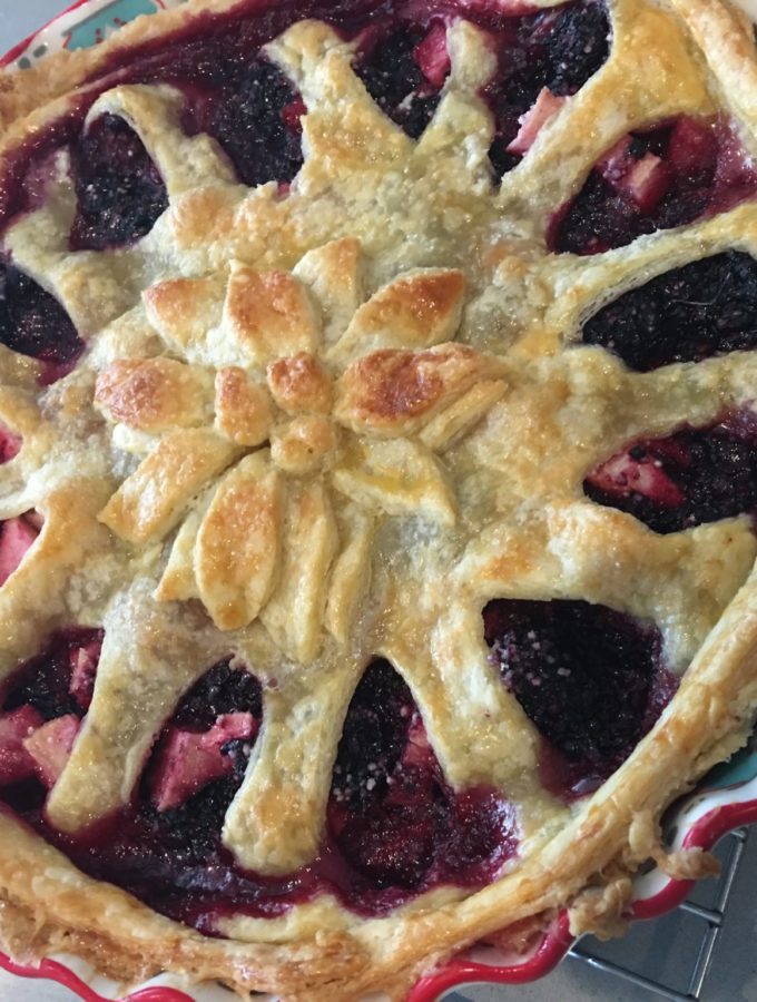 Pear-Blackberry pie with decorative crust