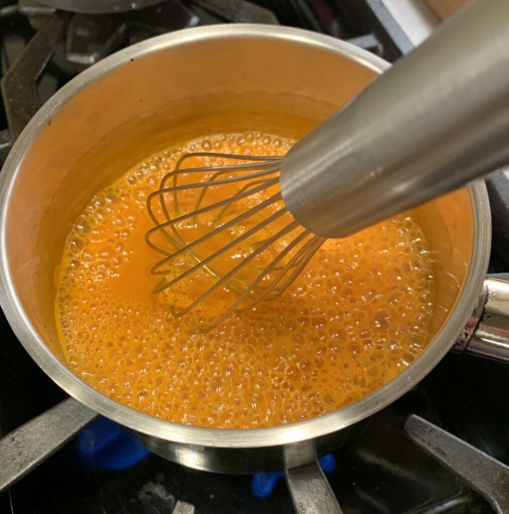 Boiling carrot juice