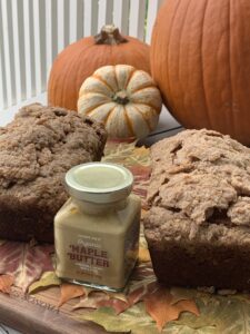 Pumpkin, apple spice bread