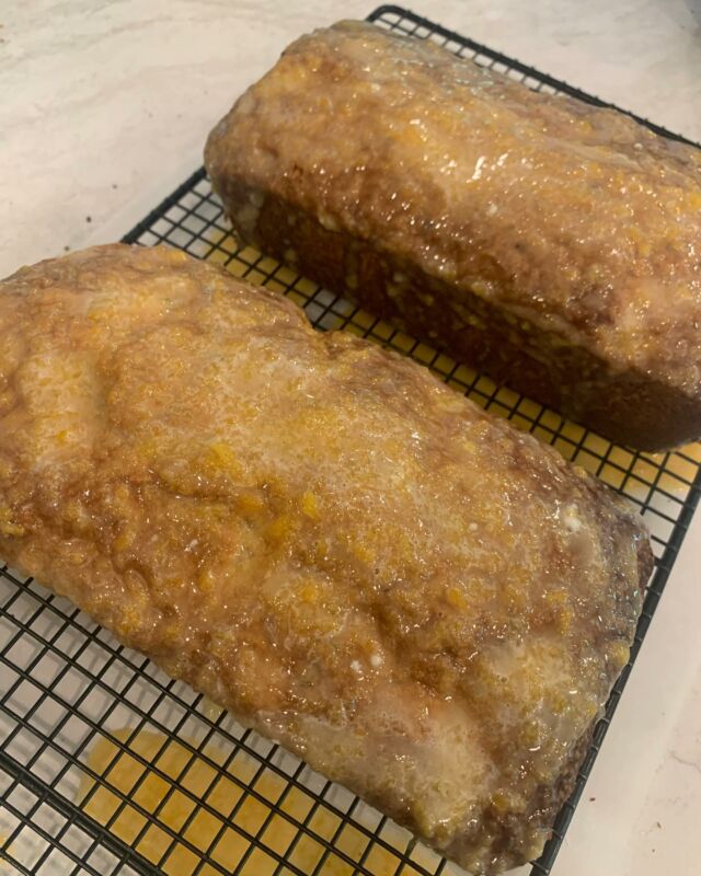 Use a recipe as a framework for your own flavors. I took my Lemon Basil Pound Cake (recipe link in bio) and turned it into a Peach Vanilla Cake. What combinations would you like to try?
#homebakers #poundcake #awomancooks 
.
.
.
.
#makeityourown #recipeexperiment #quickbread #peachvanilla #poundcakerecipe #bakersgottabake #bakersofinstagram #ashevillefoodie #ashevillebaker